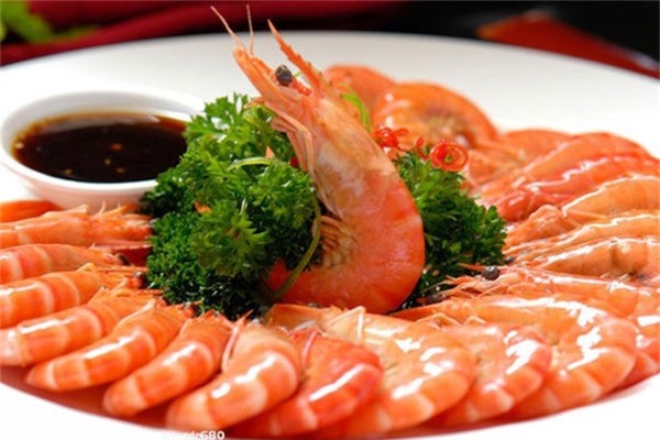 Những sai lầm khi ăn tôm khiến cơ thể gặp rắc rối