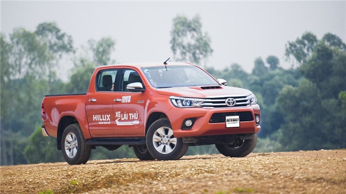 Toyota Việt Nam bán hơn 51.000 xe năm 2015