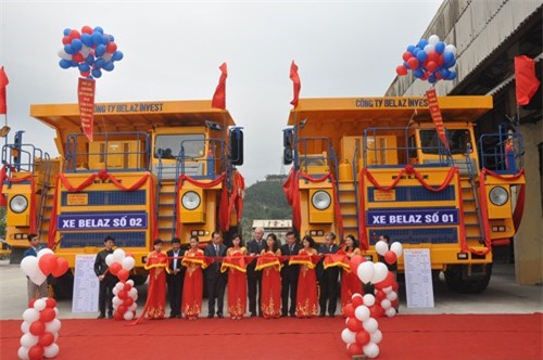 Chạy thử nghiệm xe ôtô trọng tải 90 tấn động cơ điện tại mỏ than lộ thiên