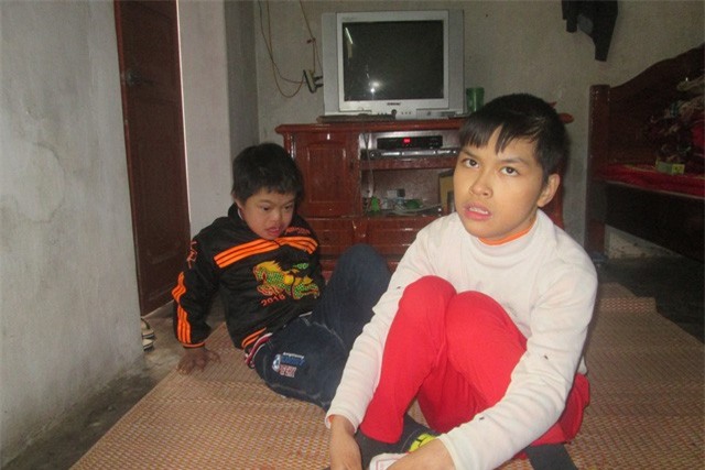 Bi kịch người mẹ nghèo nuôi hai con bệnh nặng