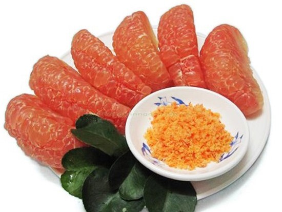 Những sai lầm khi ăn bưởi dễ gây nguy hiểm