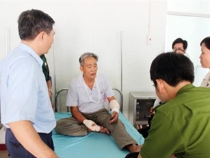 Điều tra vụ cả nhà tổ trưởng dân phố bị truy sát