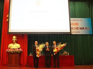 Hiệu trưởng Trường Đại học Luật Hà Nội không phải là ông Lê Đình Vinh