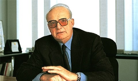 Ông chủ để lại 1,7 triệu USD cho nhân viên sau khi qua đời