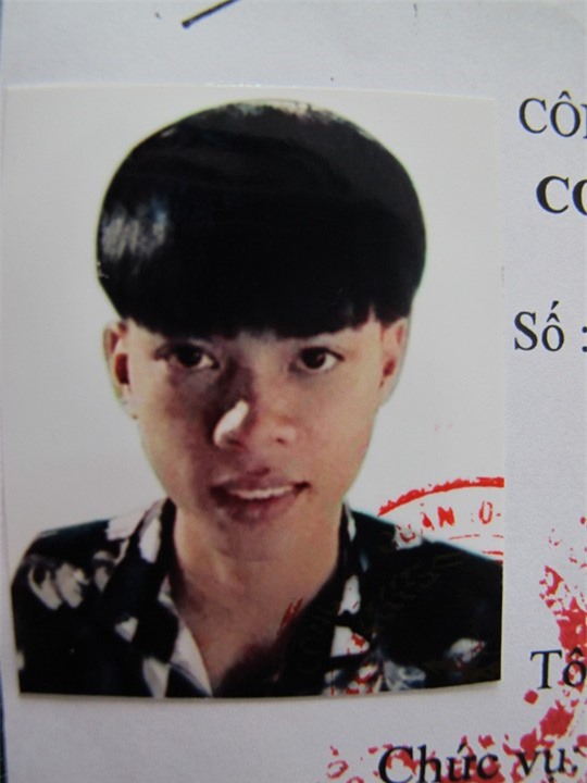 Truy nã thiếu niên tạt xăng thiêu sống nam sinh trước cổng trường