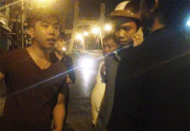 Đình chỉ công tác 2 cảnh sát chặn xe 2 cô gái lúc nửa đêm