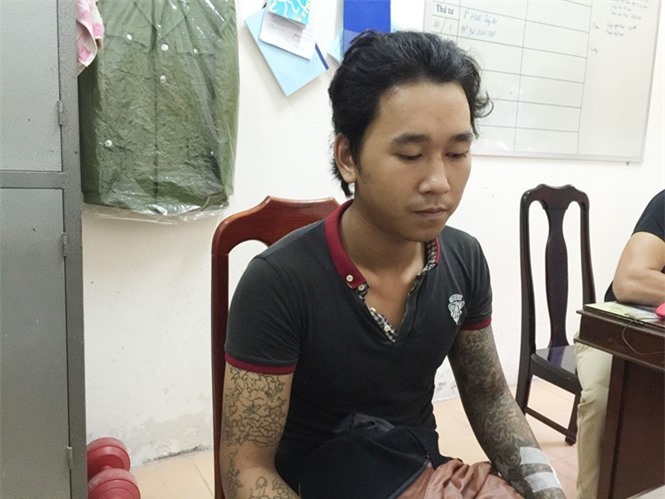 Nghi phạm đâm chết thanh niên gần lò mổ ra đầu thú