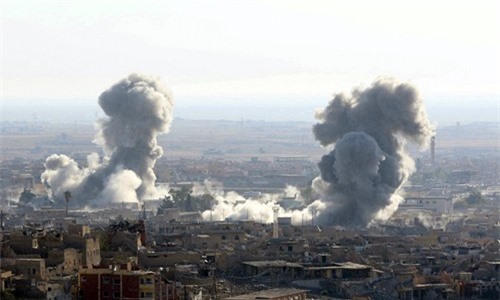 Kho tiền của IS tiếp tục bị máy bay tàn phá