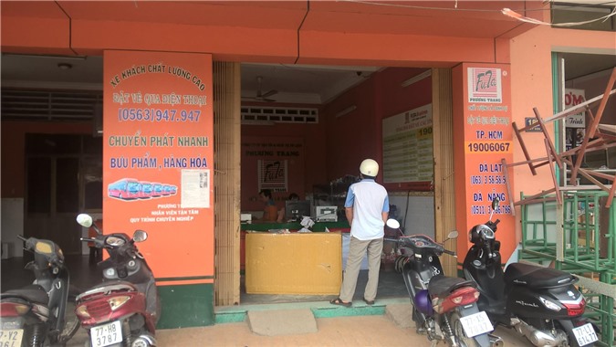 Xe khách Phương Trang: “Lừa bịp khách hàng” trong dịch vụ chuyển phát bưu phẩm?