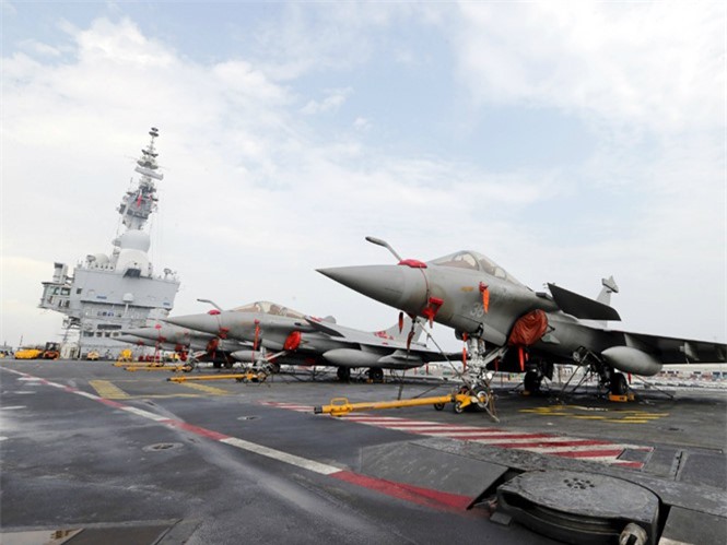 Pháp tuyên bố sẽ 'đánh nhanh thắng nhanh' IS trong tháng tới