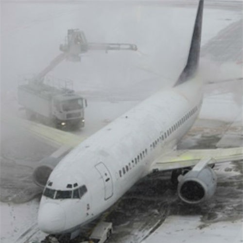 Mỹ: Máy bay hạ cánh khẩn cấp vì động cơ bị đóng băng