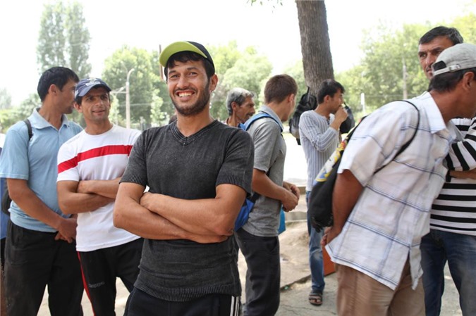 Tajikistan: Chống khủng bố bằng cách... cạo râu