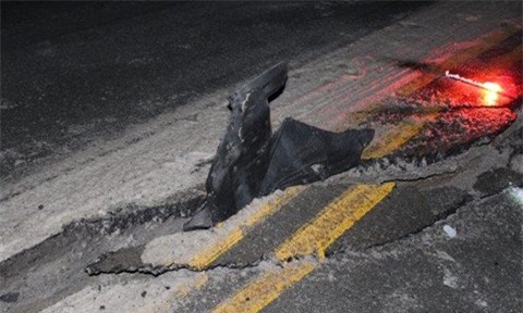 Vừa đối mặt bão tuyết, Mỹ lại hứng chịu trận động đất 7,1 độ Richter