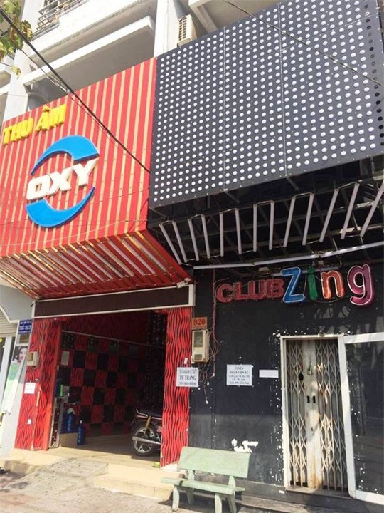 Vụ đâm chết người trước phòng thu: Nghi can ra đầu thú