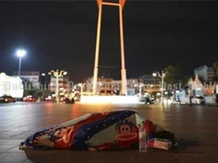 Nhiệt độ giảm sâu, 14 người chết rét ở Thái Lan