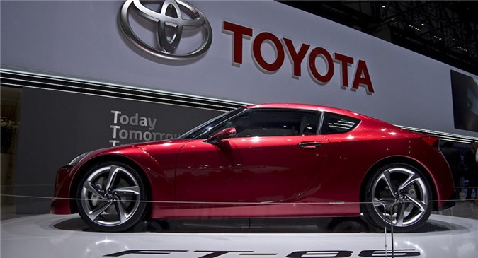 Hai 'ông lớn' Toyota, Suzuki hợp tác thống lĩnh thị trường xe