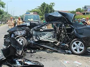 11 năm tù cho tài xế phóng 106 km/h gây tai nạn làm 7 người chết