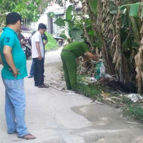 Bình Dương: Phát hiện thi thể cô gái trẻ dưới hố khi đi chăn trâu