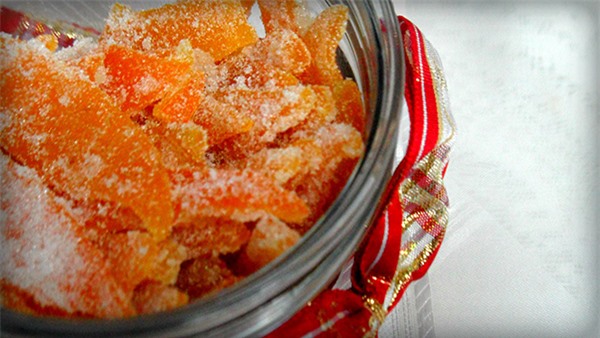 Đón Tết may mắn với mứt cam vàng óng ánh