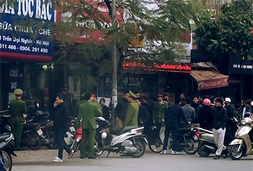 Nghi án cướp ngân hàng giữa ban ngày tại Hà Nội