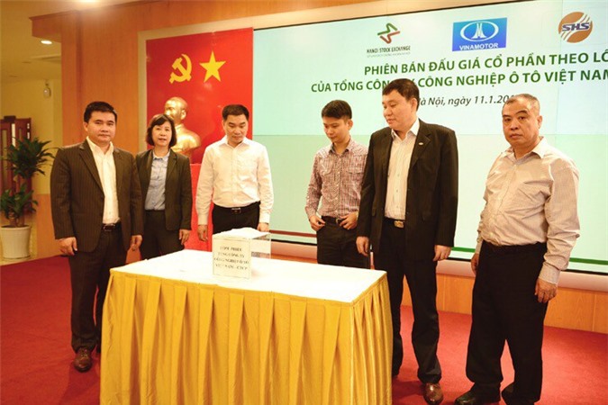 Tháng 1/2016, 358 lượt nhà đầu tư đăng ký tham dự đấu giá tại HNX