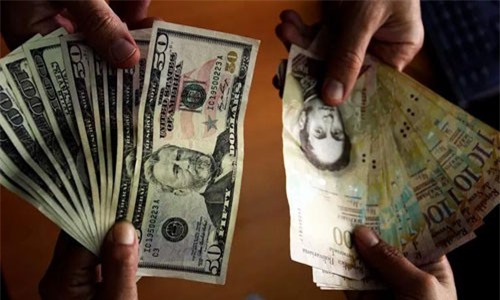 Lạm phát 720%, Venezuela lên kế hoạch cải tổ điều hành tỷ giá