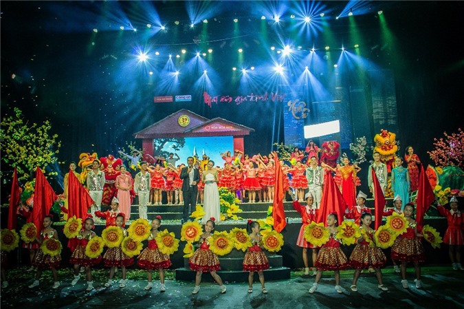 Tập đoàn Hoa Sen: Chương trình “Mái ấm gia đình Việt- Xuân Bính Thân 2016”