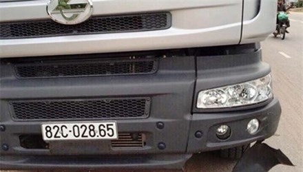 Tạm giữ tài xế nồng nặc hơi men tông chết người rồi bỏ trốn