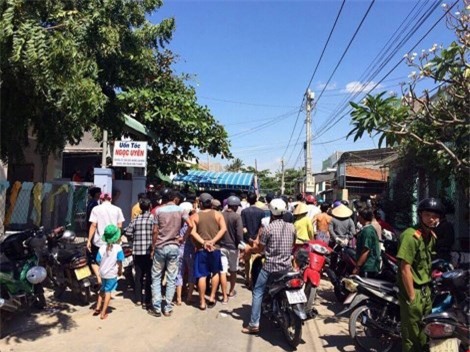 Thanh niên bị đâm chết rồi thả trôi sông vì đòi nợ cuối năm