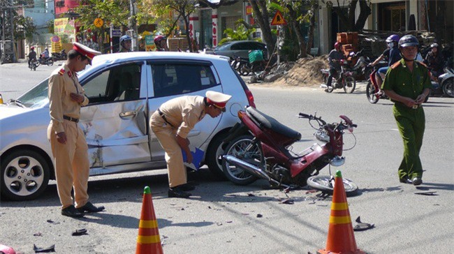 64 người chết vì tai nạn giao thông trong 3 ngày Tết, ùn tắc thường xuyên 