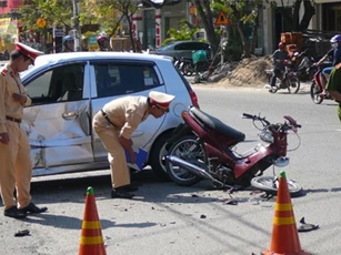 64 người chết vì tai nạn giao thông trong 3 ngày Tết, ùn tắc thường xuyên