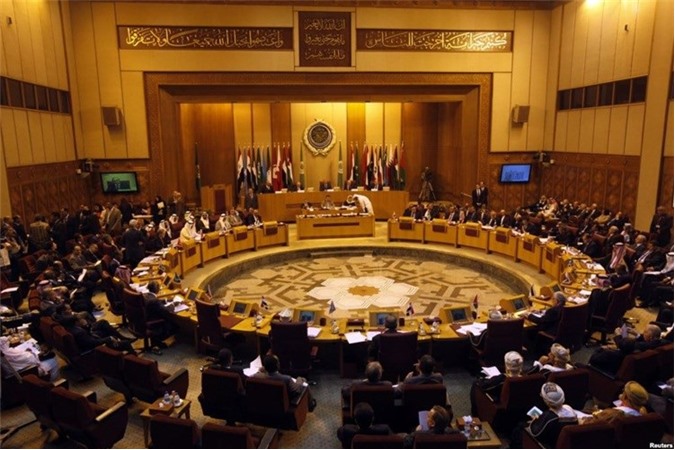 NATO chỉ trích Nga không kích IS làm "xói mòn" hòa đàm Syria