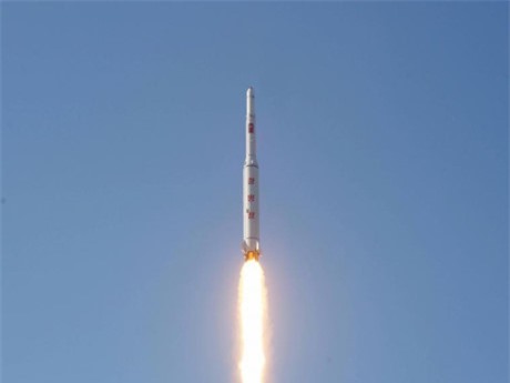 Vệ tinh Triều Tiên bay vào không gian, "tung hoành" trên quỹ đạo 