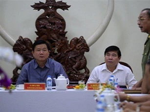 Bí thư TP. HCM yêu cầu gắn camera quản lý người ăn xin