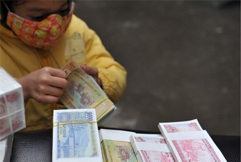 Xử lý nghiêm việc kinh doanh tiền lẻ trái phép mùa Lễ hội