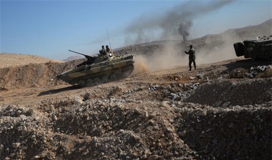 Nga yểm trợ, quân đội Syria "đuổi cổ" IS khỏi nhiều thành trì trọng yếu