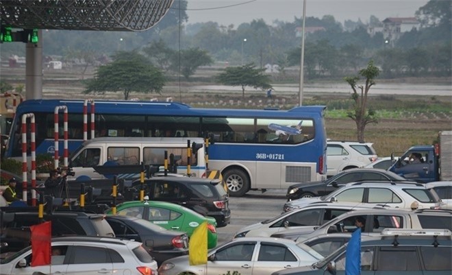 Bộ Tài chính đề nghị giảm cước vận tải theo giá xăng dầu