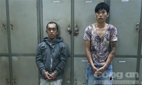 Mang mã tấu truy sát tình địch vì clip "nóng" của bạn gái bị phát tán