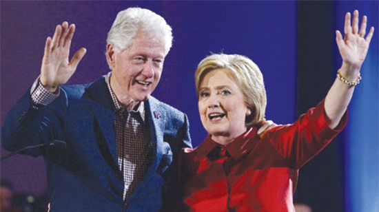 Mỹ dậy sóng sau bước ngoặt cuộc đua vào Nhà Trắng