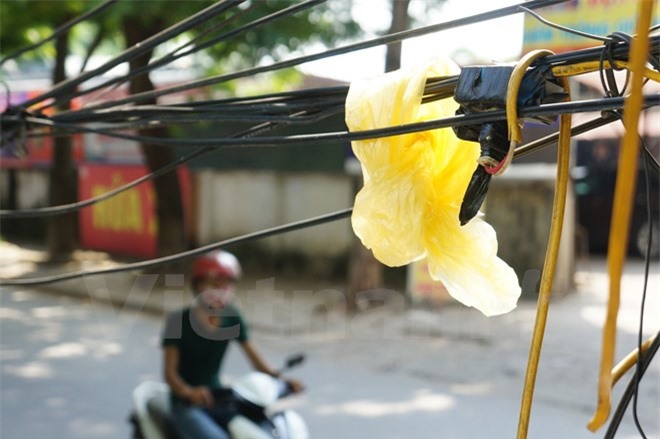 Hà Nội sẽ dọn sạch "rác trời" tại 200 tuyến phố