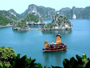 Vào AEC, ngành du lịch Việt Nam sẽ ra sao?