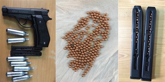 Phó giám đốc xả súng vào 2 showroom ôtô để ...thử súng?