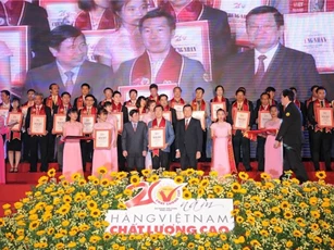 Vinamilk được bình chọn 'hàng Việt Nam chất lượng cao' 20 năm liền