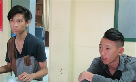 Bắt nóng hai kẻ cướp nhí giật túi xách, cướp tài sản