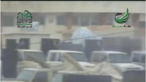 Đánh bom xe tại căn cứ Syria khiến 10 tướng Nga thiệt mạng