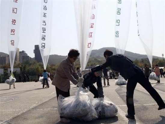 Hàn Quốc lên kế hoạch rải truyền đơn chống Triều Tiên