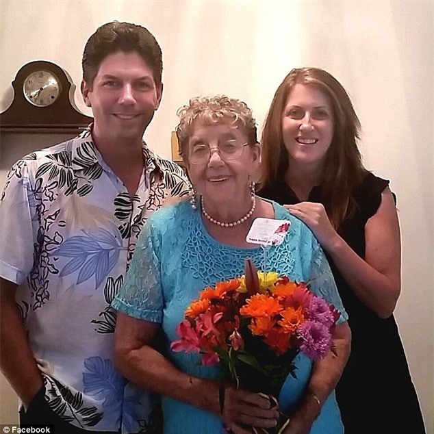 Cụ bà 90 tuổi hào phóng cho đi 43 triệu USD