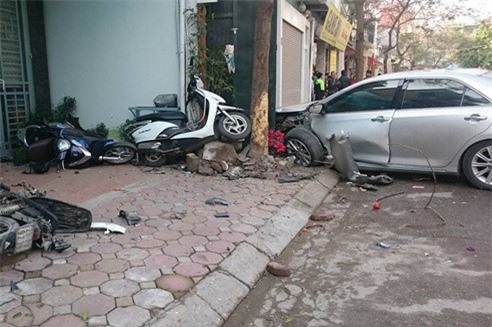 Nhiều tình tiết tăng nặng đối với lái xe Camry tông chết 3 người