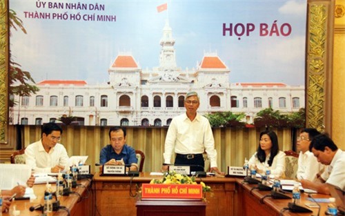 UBND TP. HCM đề xuất tiếp nhận đường dây nóng của Bí thư Thăng