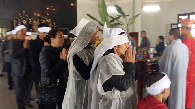 Vụ xe Camry tông chết 3 người:  Đau lòng đám tang của hai ông cháu